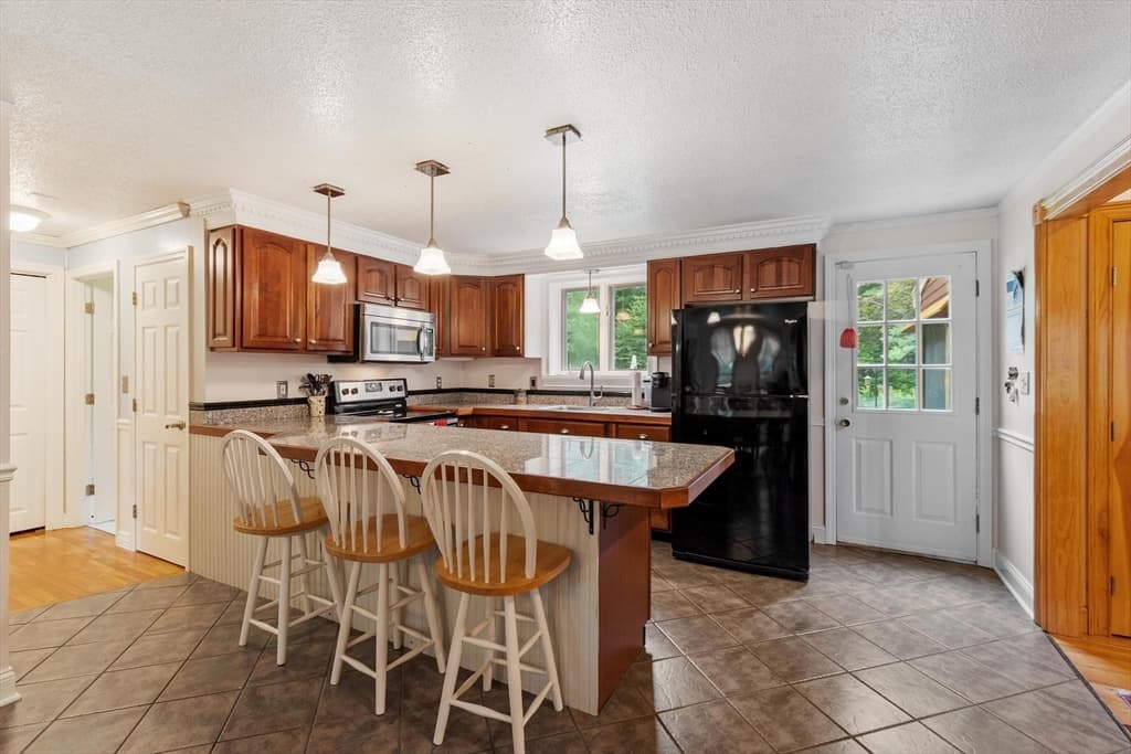 17 June Street, Pepperell MA 01463 photo 7
