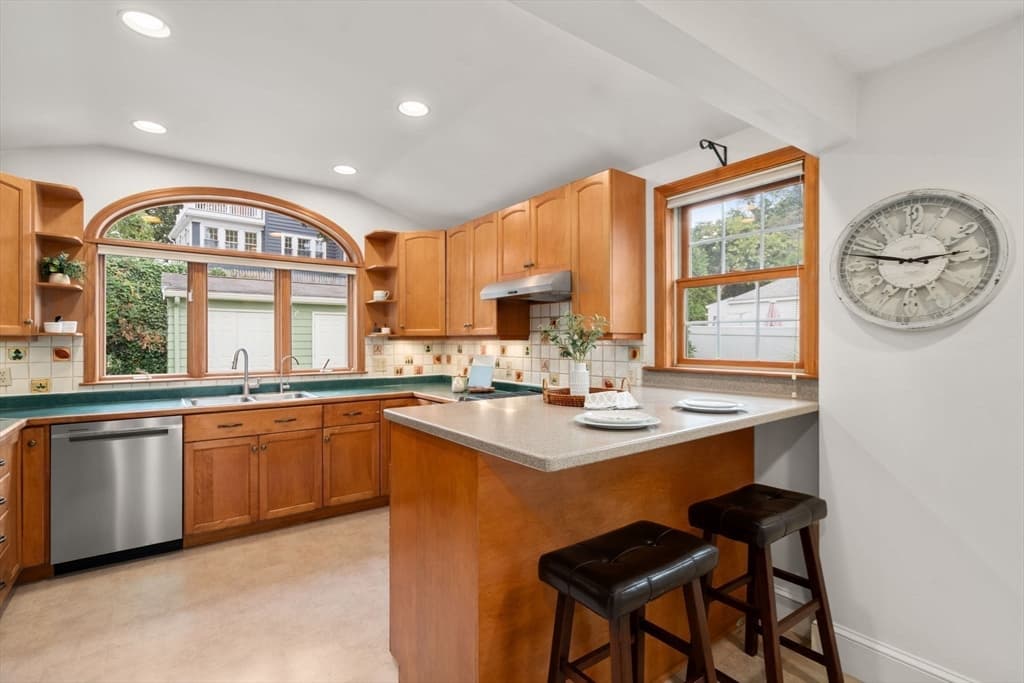 74 Van Ness Road, Belmont MA 02478 photo 9