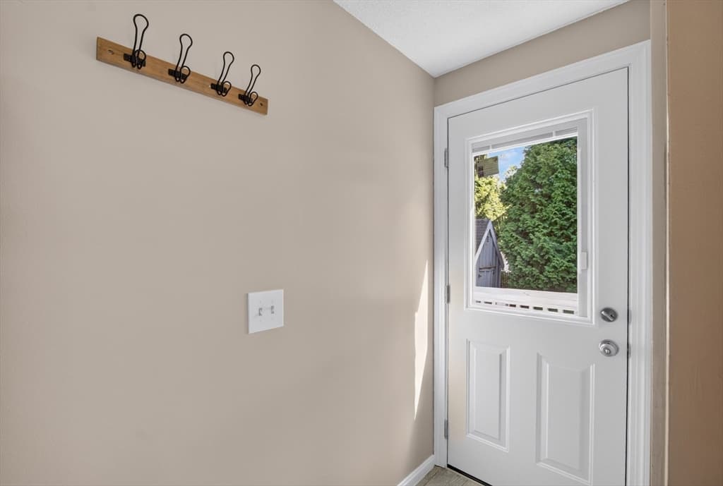 59 Brookside Ave, Webster MA 01570 photo 10