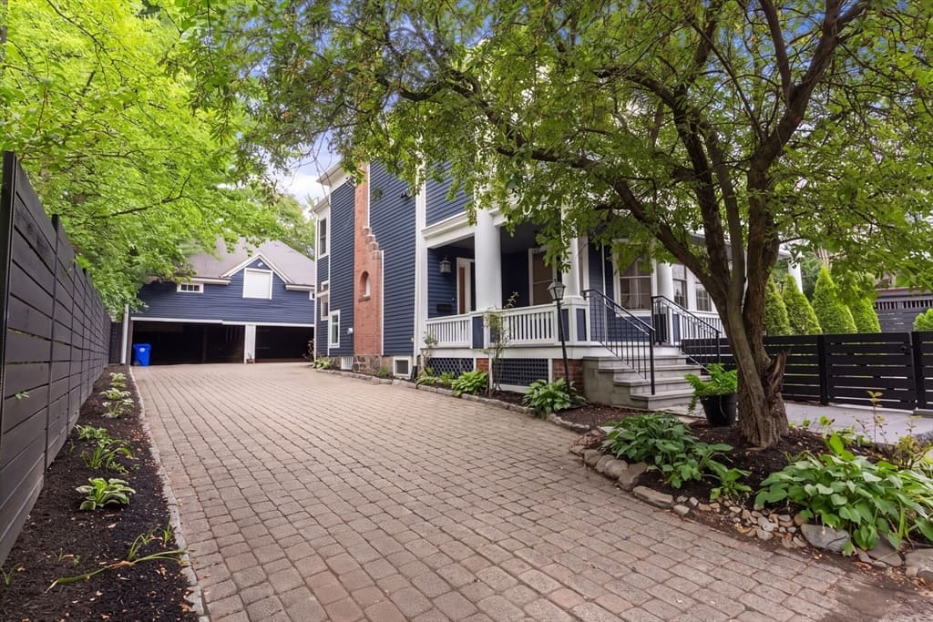 38 Fuller Street, Brookline MA 02446 photo 2