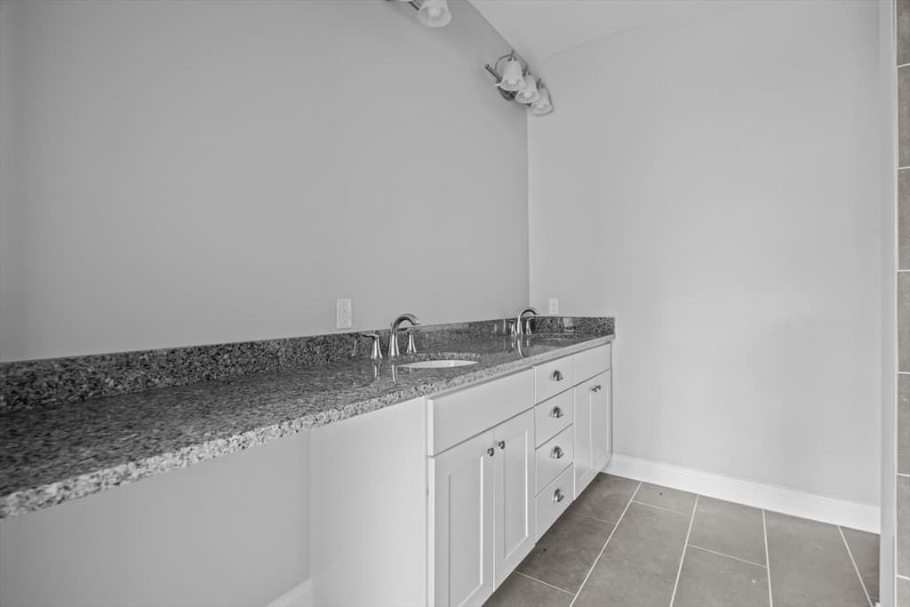 635 Old Post Road # 302, Sharon MA 02067 photo 22