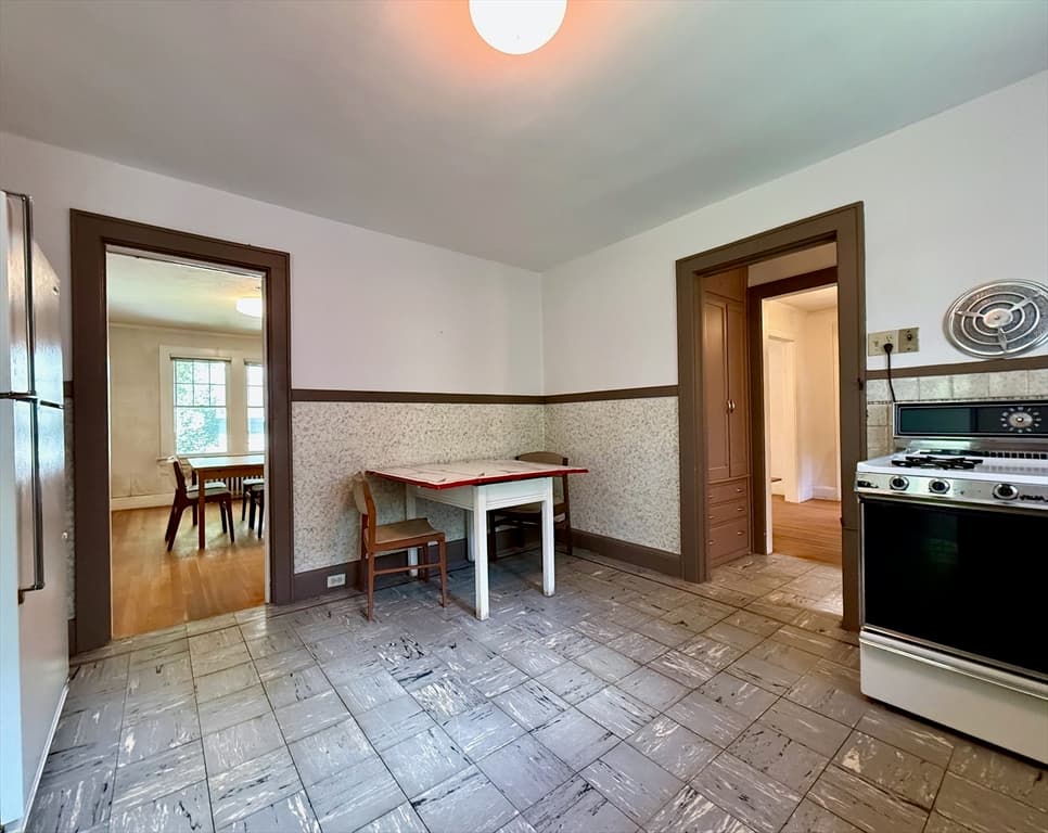 39 Hillside Rd, Northampton MA 01060 photo 8