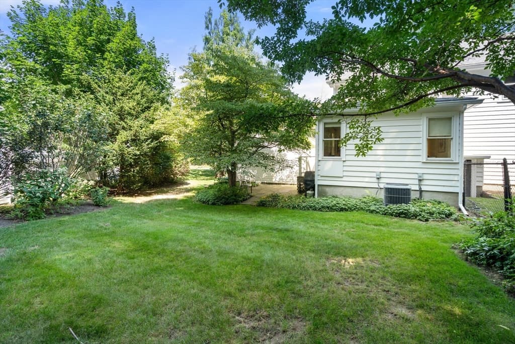 7 Grantland Rd, Wellesley MA 02481 photo 33