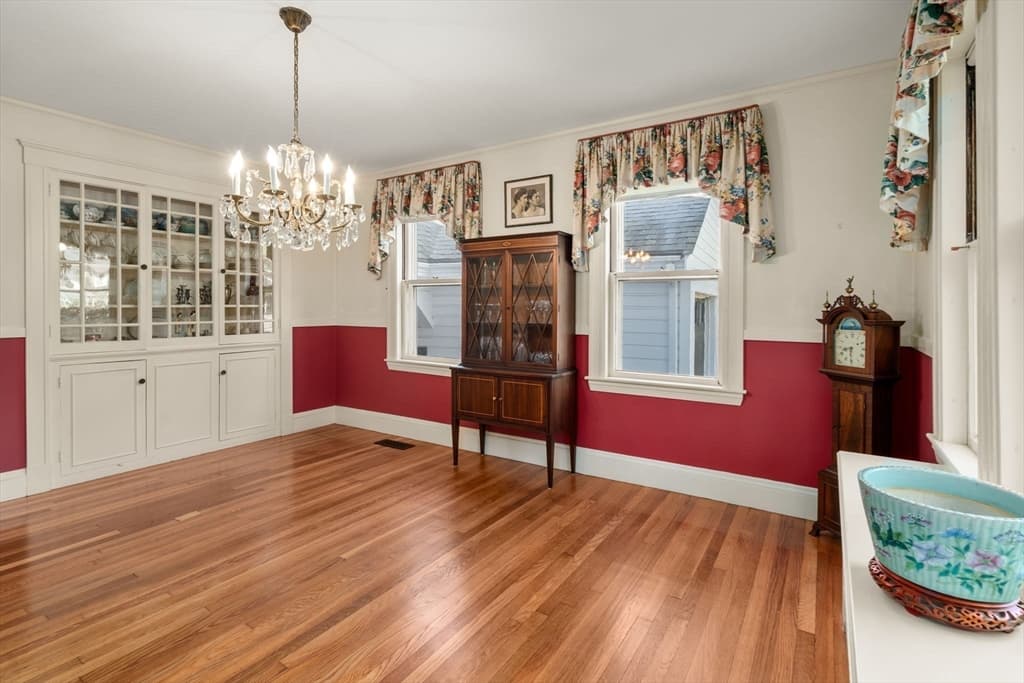 7 Grantland Rd, Wellesley MA 02481 photo 8