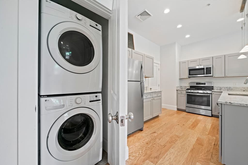 599 Washington St # 12, Pembroke MA 02359 photo 20