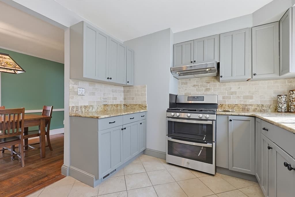 57 Pine Cir, Weymouth MA 02190 photo 13