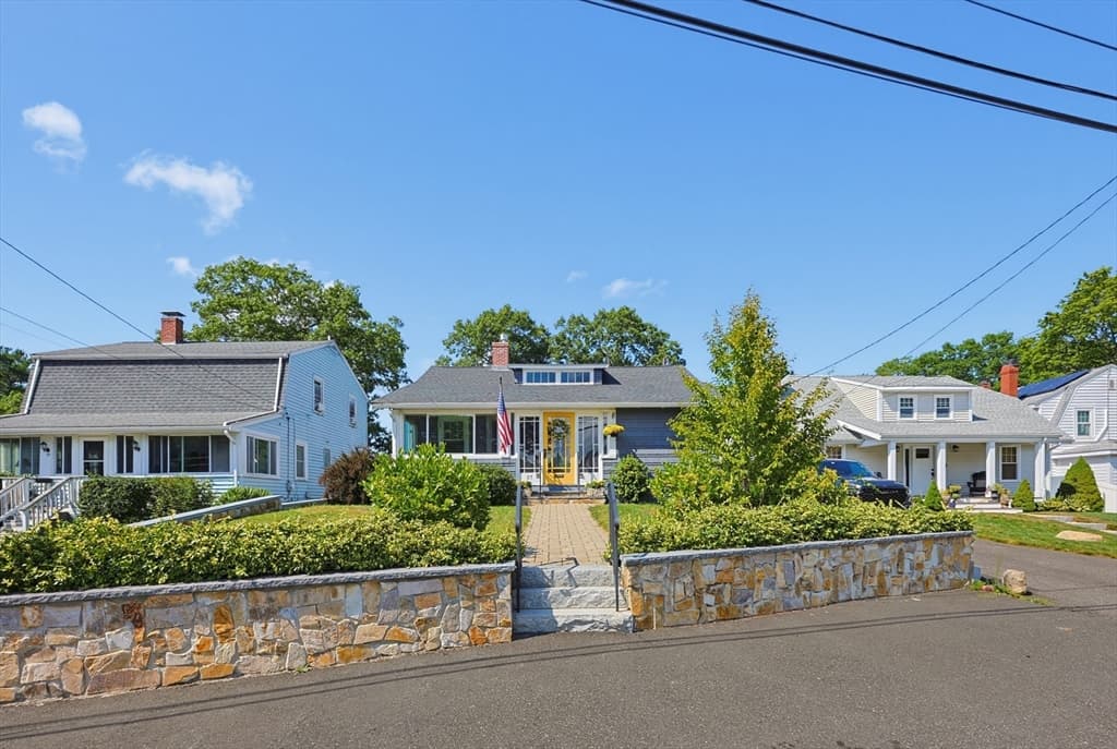 57 Pine Cir, Weymouth MA 02190 photo 3