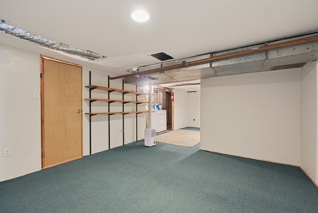 57 Pine Cir, Weymouth MA 02190 photo 32