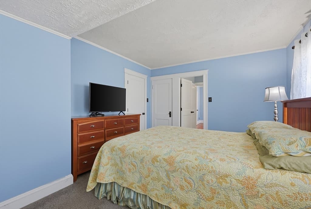 57 Pine Cir, Weymouth MA 02190 photo 20