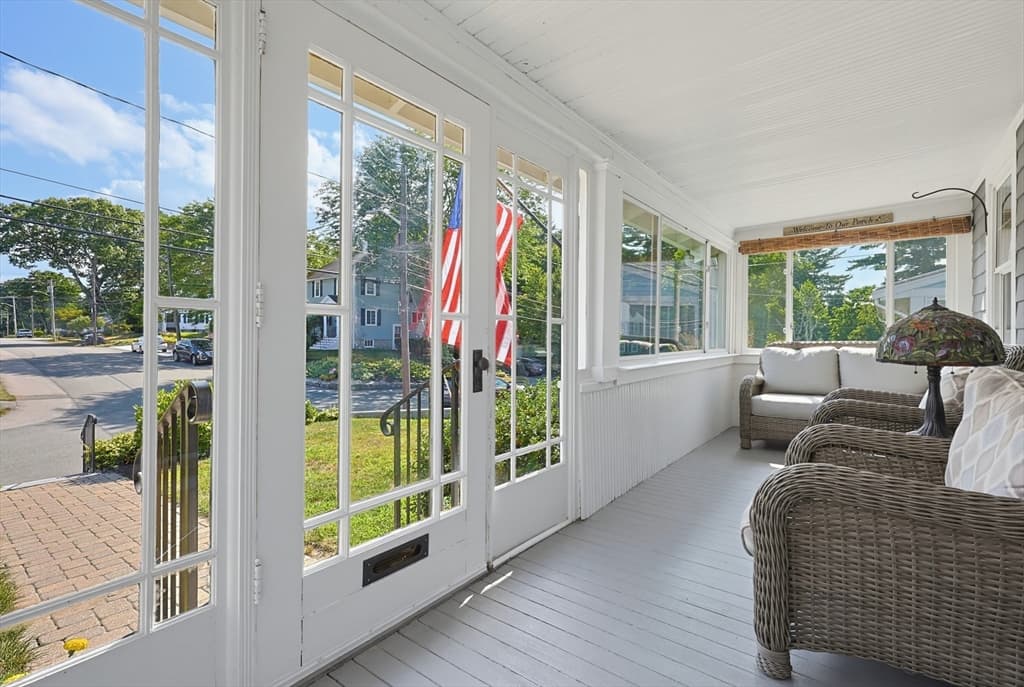 57 Pine Cir, Weymouth MA 02190 photo 4