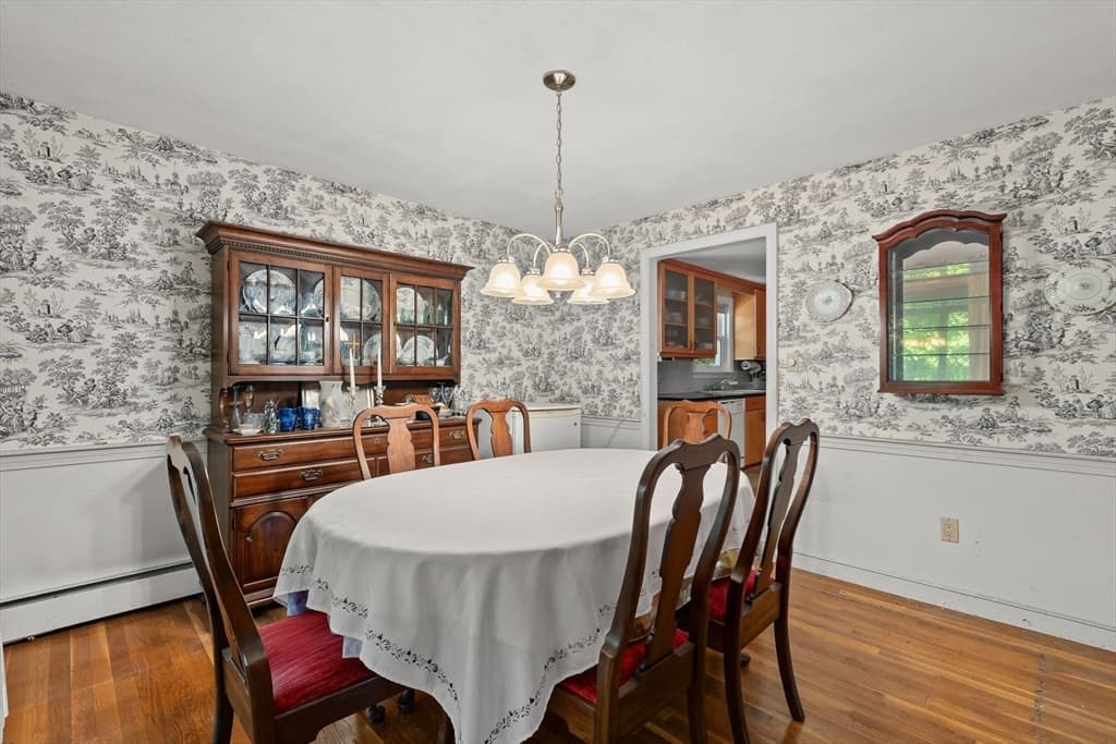 8 Dana Rd, Bedford MA 01730 photo 13