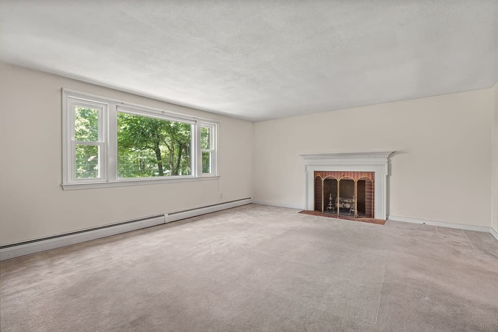 8 Dana Rd, Bedford MA 01730 photo 4