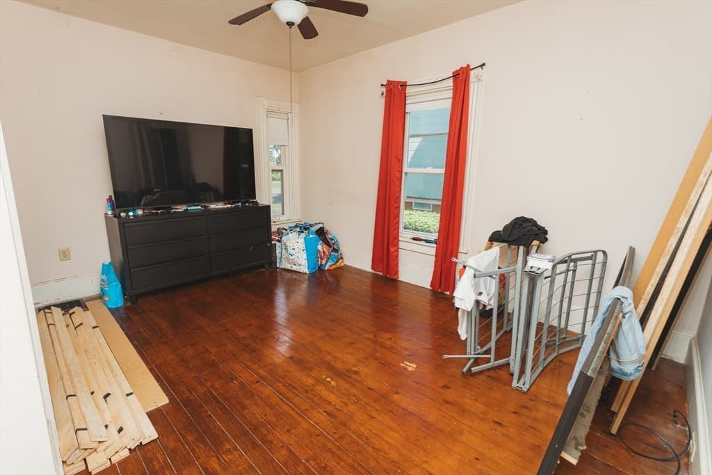 16 Chestnut St, Montague MA 01376 photo 12