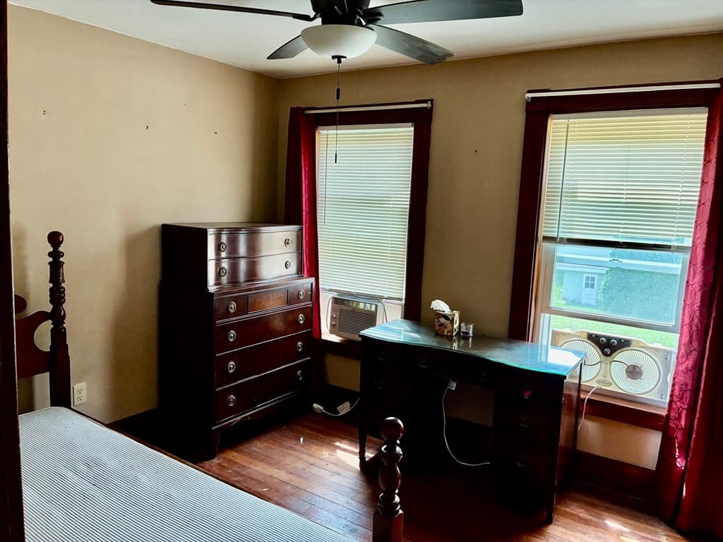 16 Chestnut St, Montague MA 01376 photo 7