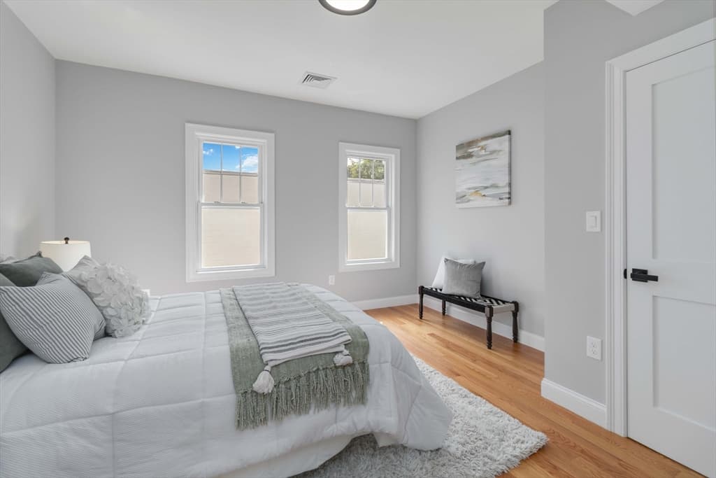20 Alston St # 20, Somerville MA 02143