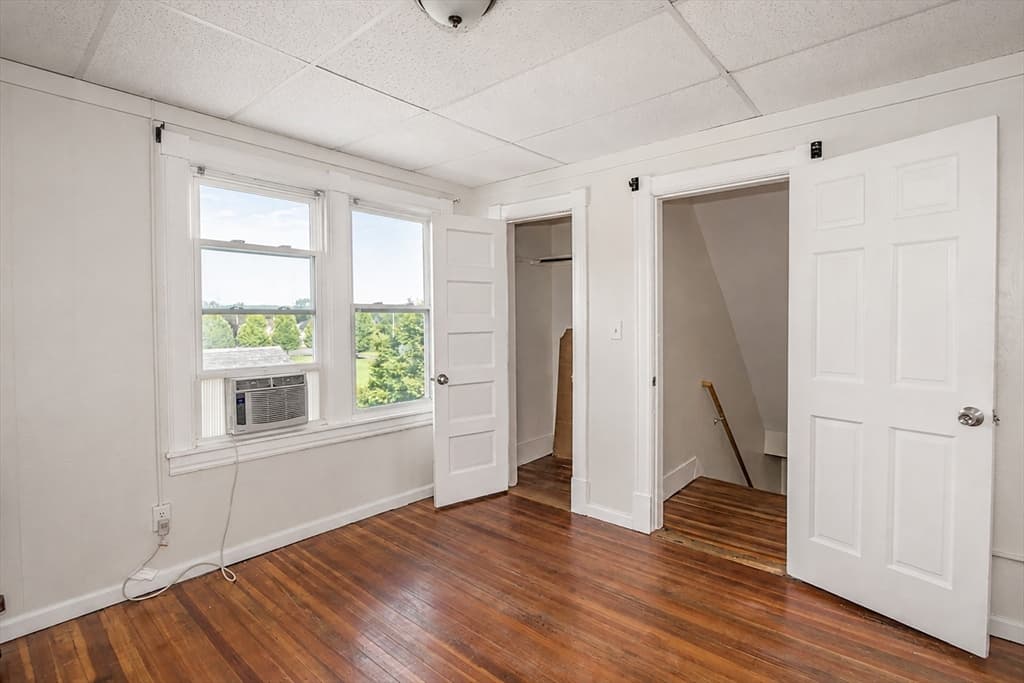 8 Trafton St, Chicopee MA 01013 photo 22