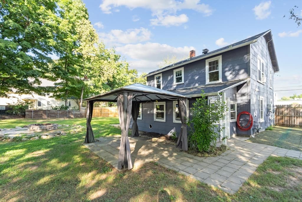 63 Central St, West Brookfield MA 01585 photo 5