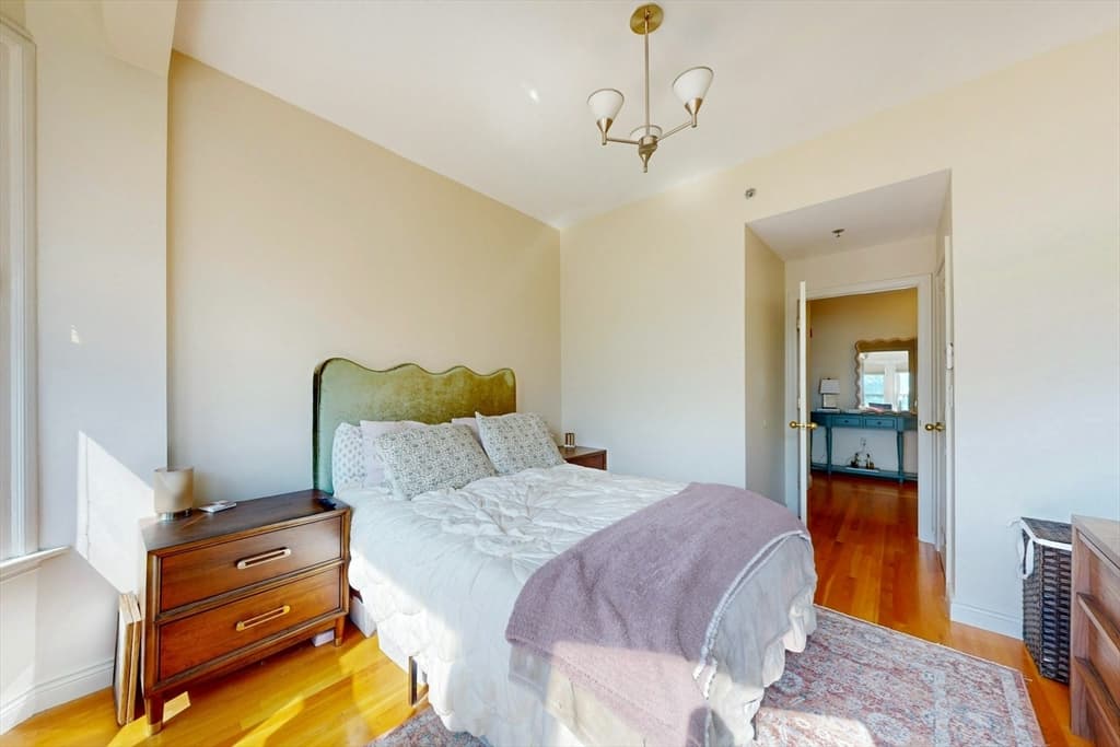 4 Charlesgate E # 406, Boston MA 02215 photo 11
