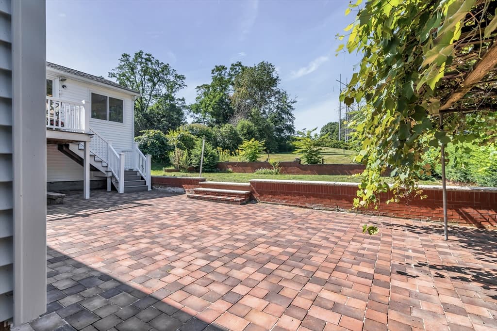 36 Prouty Rd, Burlington MA 01803 photo 33