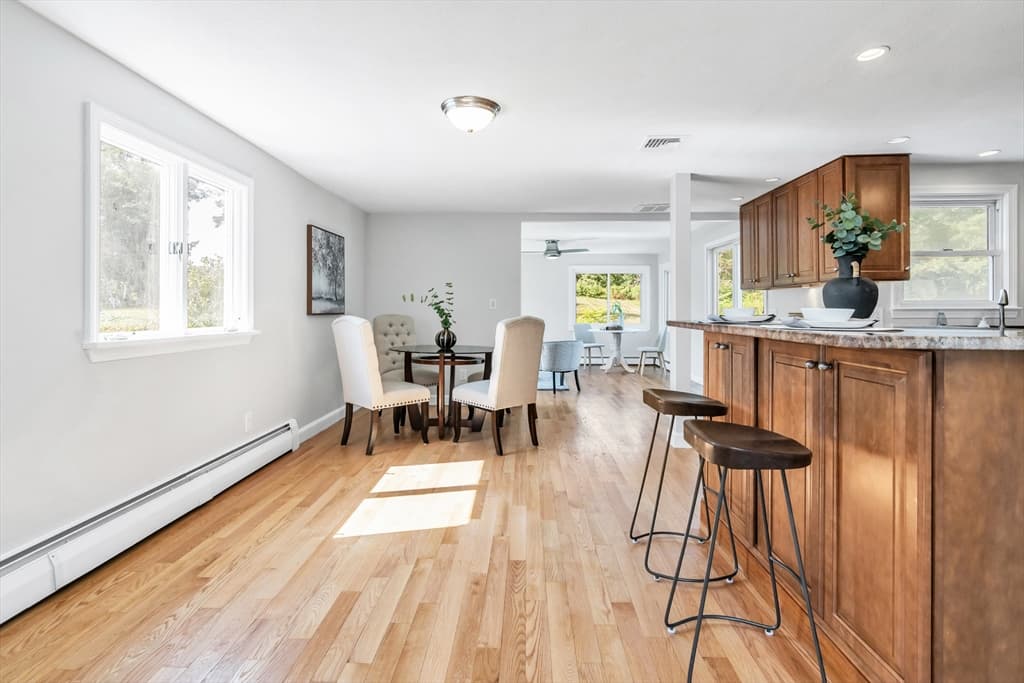 36 Prouty Rd, Burlington MA 01803 photo 8