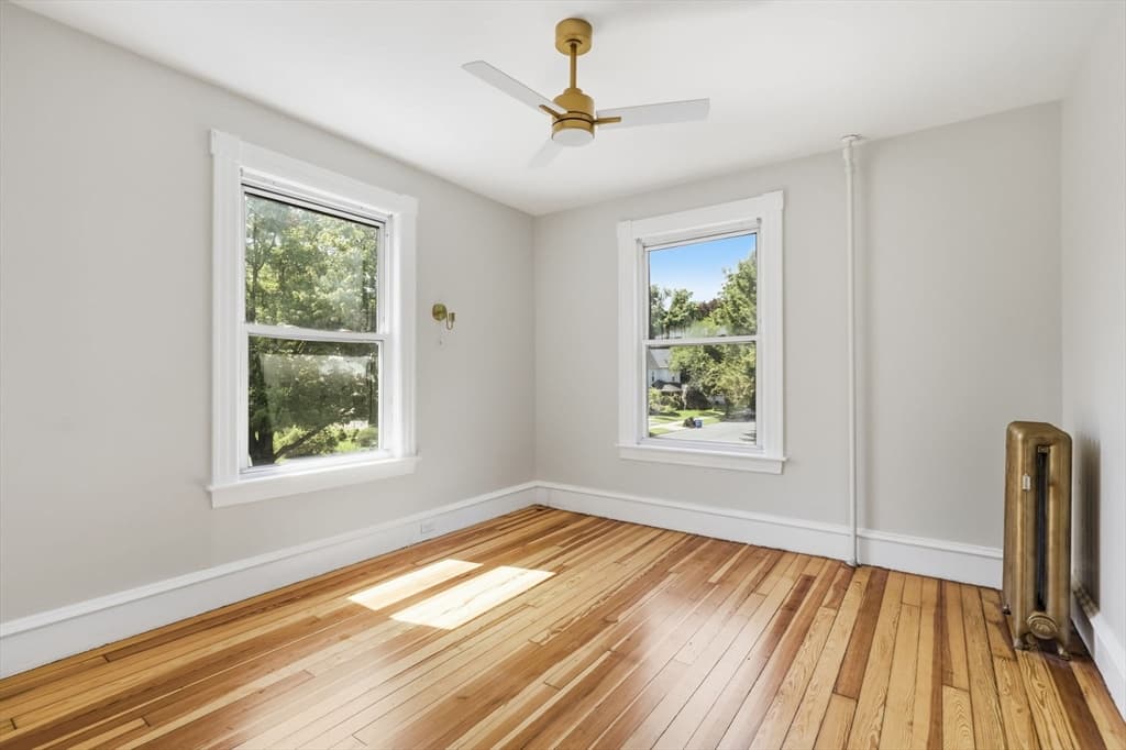 24 Washington Ave, Holyoke MA 01040 photo 28