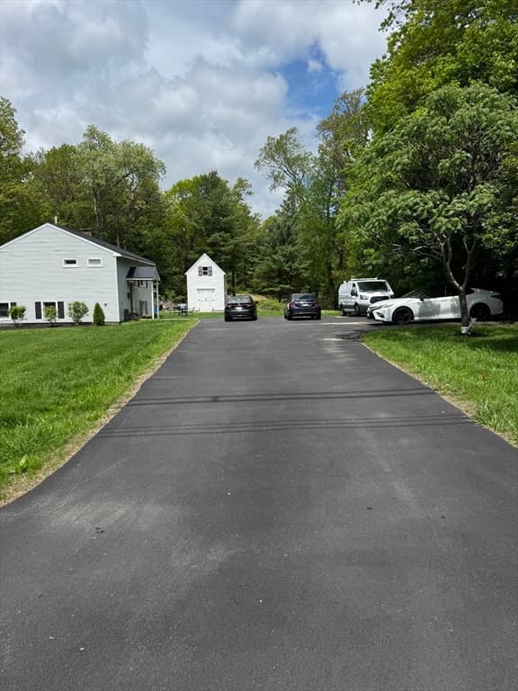137 Pierce St, West Boylston MA 01583 photo 4