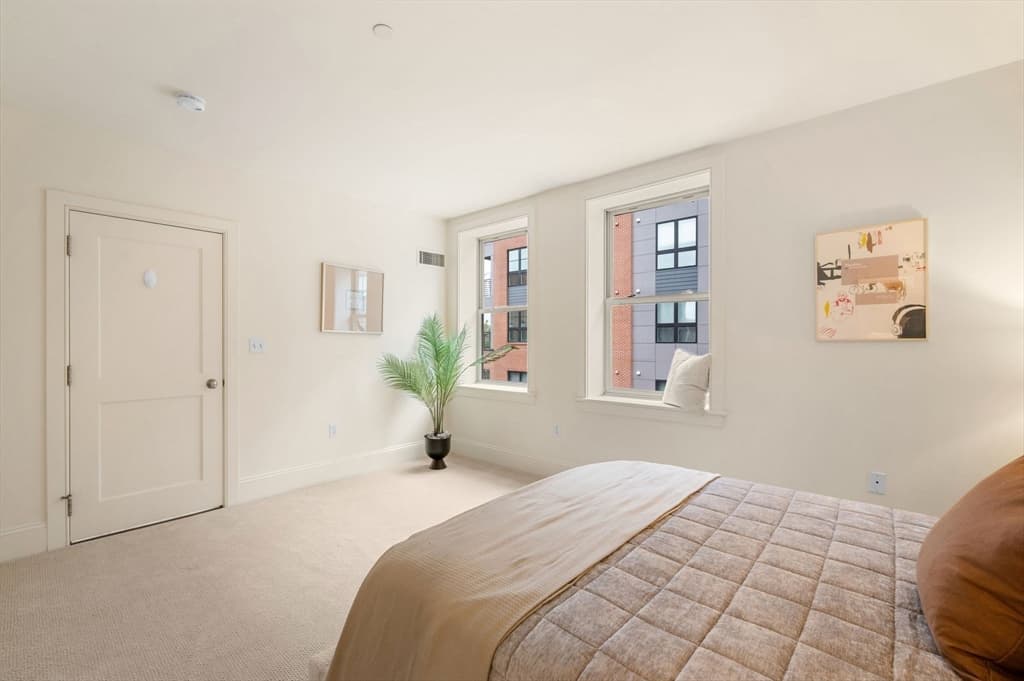 116-128 Rantoul Street # 210, Beverly MA 01915 photo 18