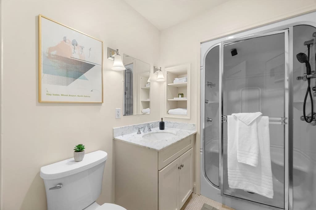 116-128 Rantoul Street # 210, Beverly MA 01915 photo 21