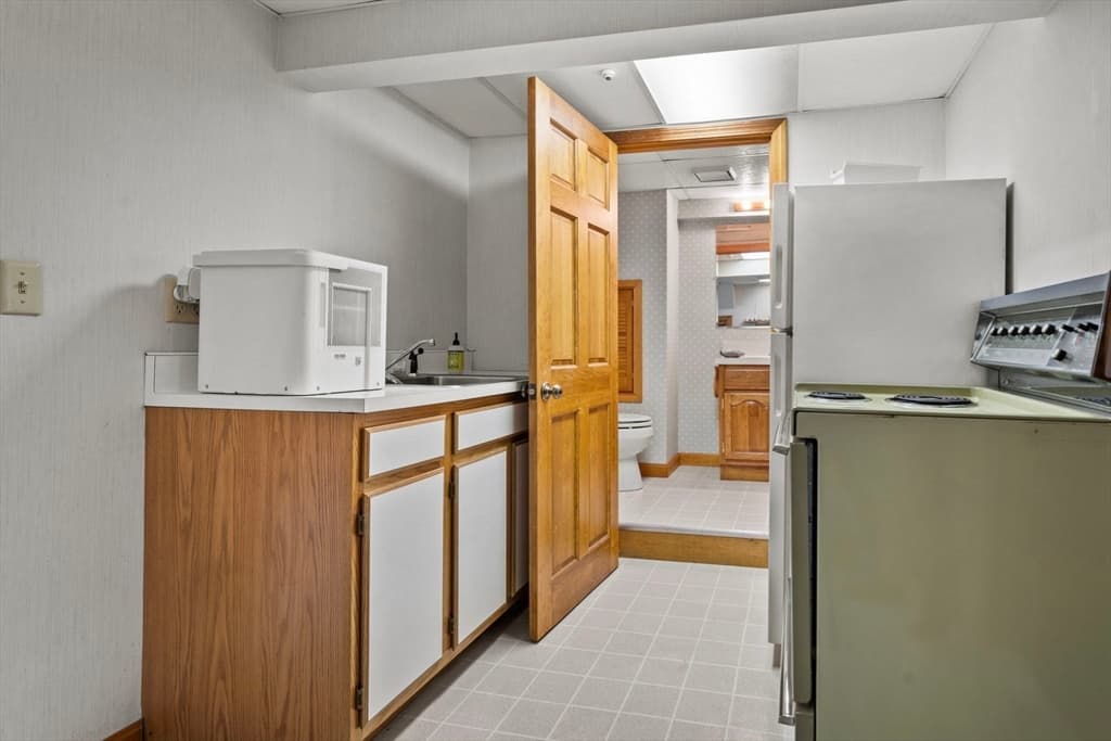 95 Walnut Street, Middleboro MA 02346 photo 18
