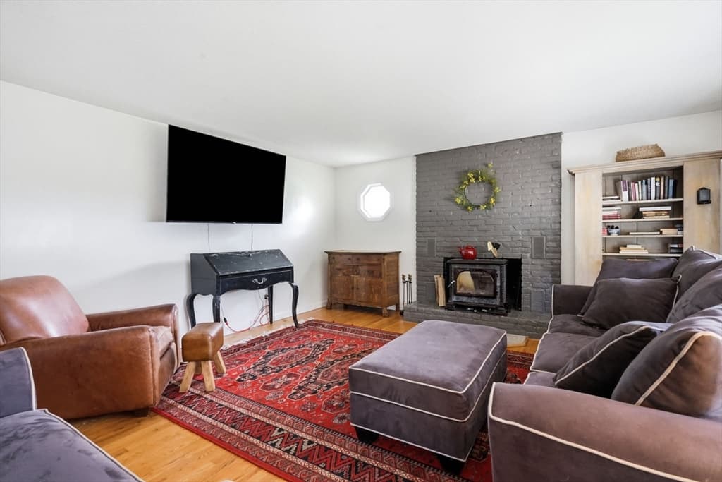 Single Family Residence at 169 Sandtrap Way, Chicopee MA 01020, Chicopee, photo 20 of 42