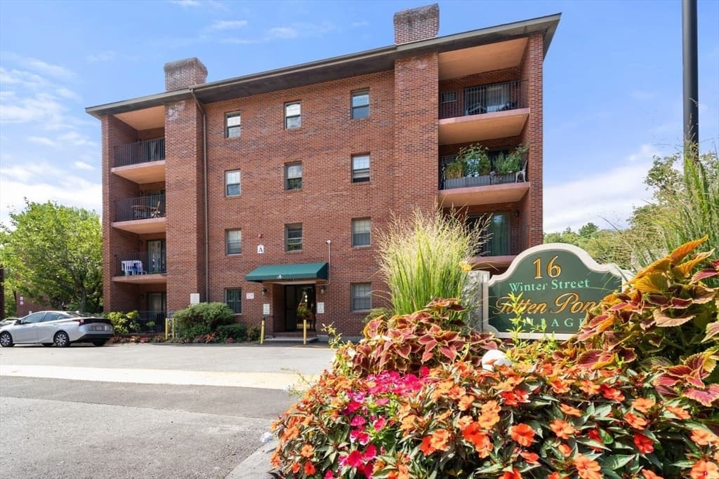 16 Winter St # 24A, Waltham MA 02451