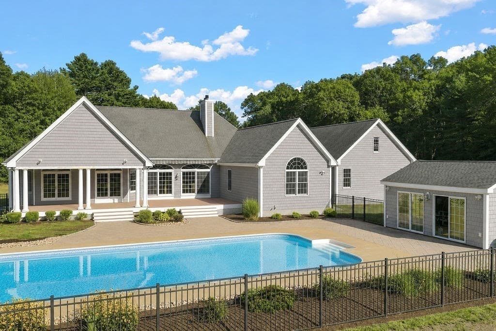 Single Family Residence at 26 Ashlynn Way, Rehoboth MA 02769, Rehoboth, photo 5 of 38