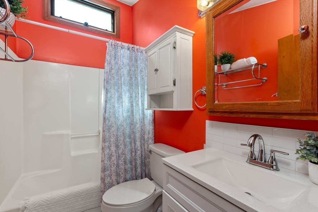 50 Emory St, Brockton MA 02301 photo 9