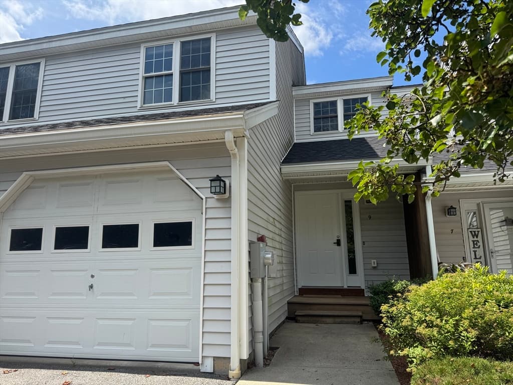 9 Green Briar Rd # 9, Fitchburg MA 01420
