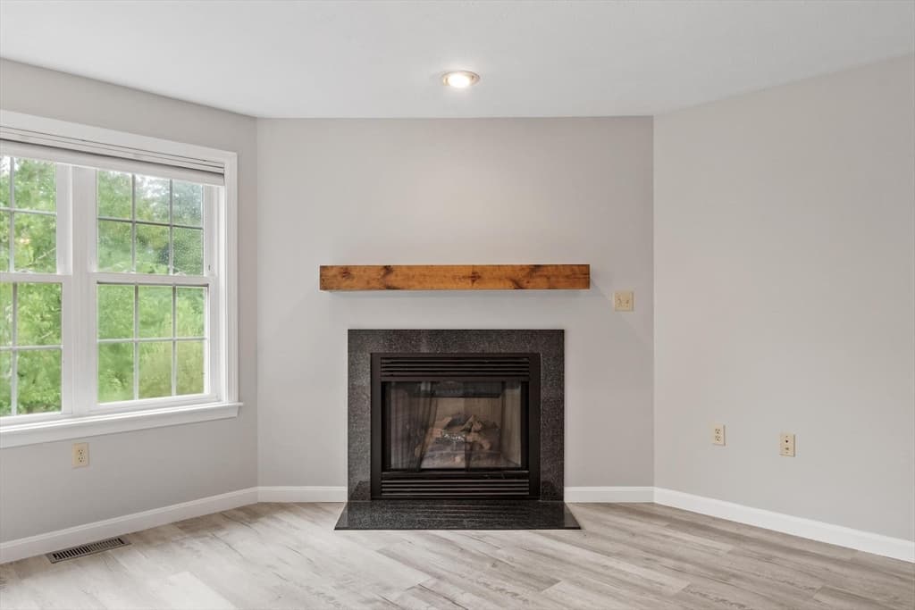 9 Green Briar Rd # 9, Fitchburg MA 01420 photo 28
