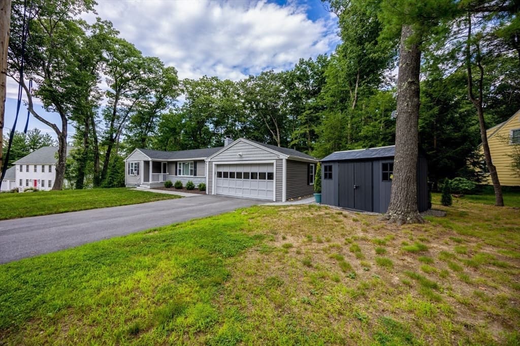 30 Sawyer Ln, Holden MA 01520 photo 3