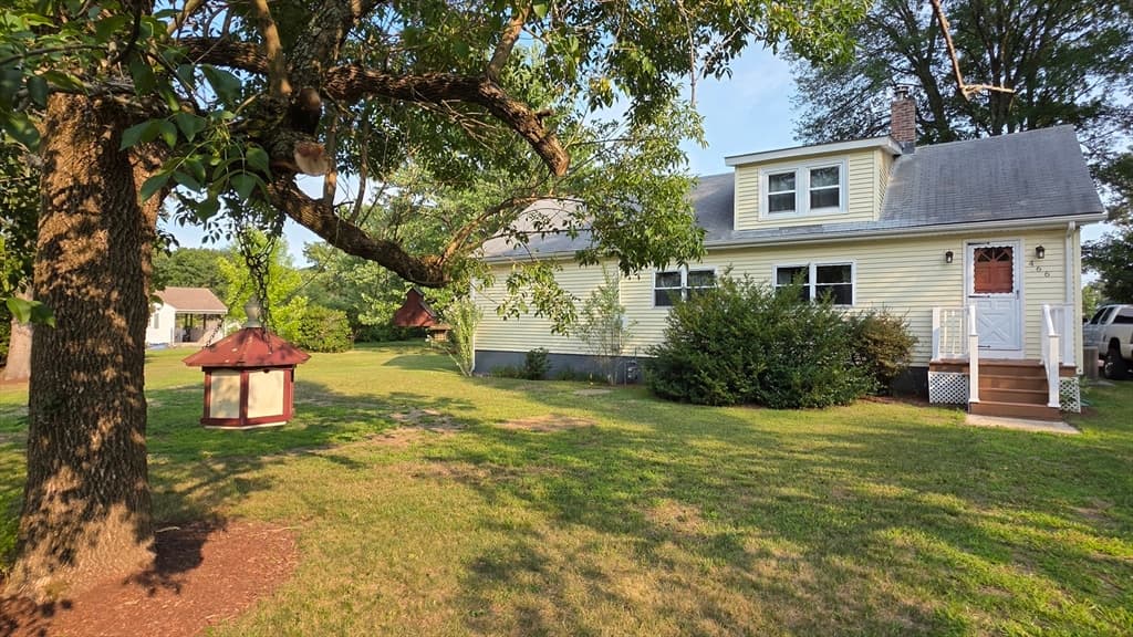 466 Highland, Attleboro MA 02703 photo 2