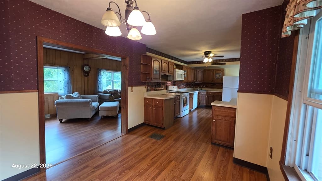 466 Highland, Attleboro MA 02703 photo 13