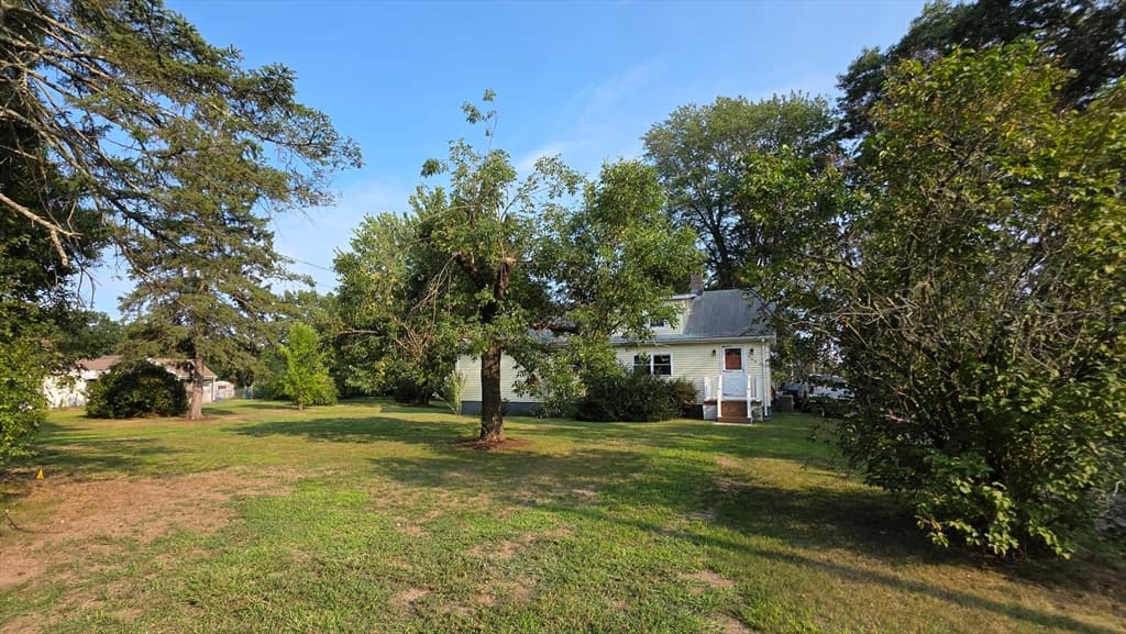 466 Highland, Attleboro MA 02703 photo 3