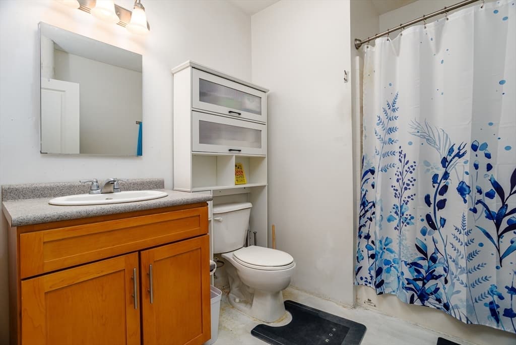 35 Riverwalk Way # R201, Lowell MA 01854 photo 12