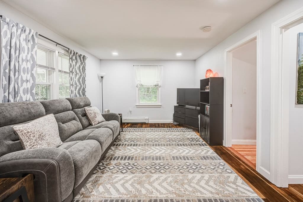 42 Pleasant View Avenue, Lunenburg MA 01462 photo 12