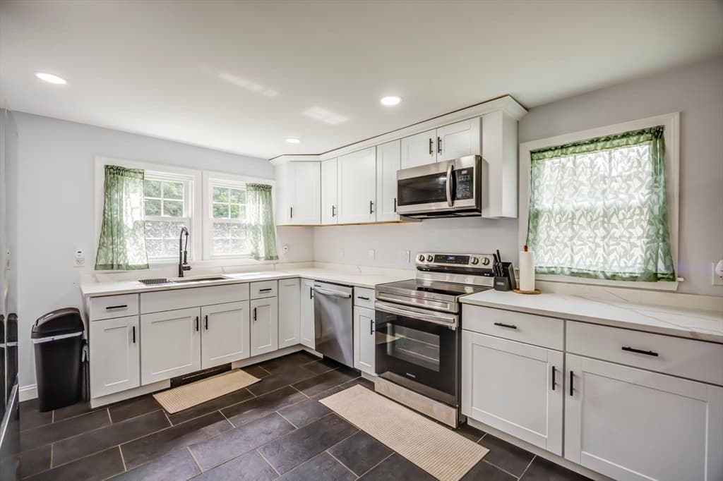 42 Pleasant View Avenue, Lunenburg MA 01462 photo 10