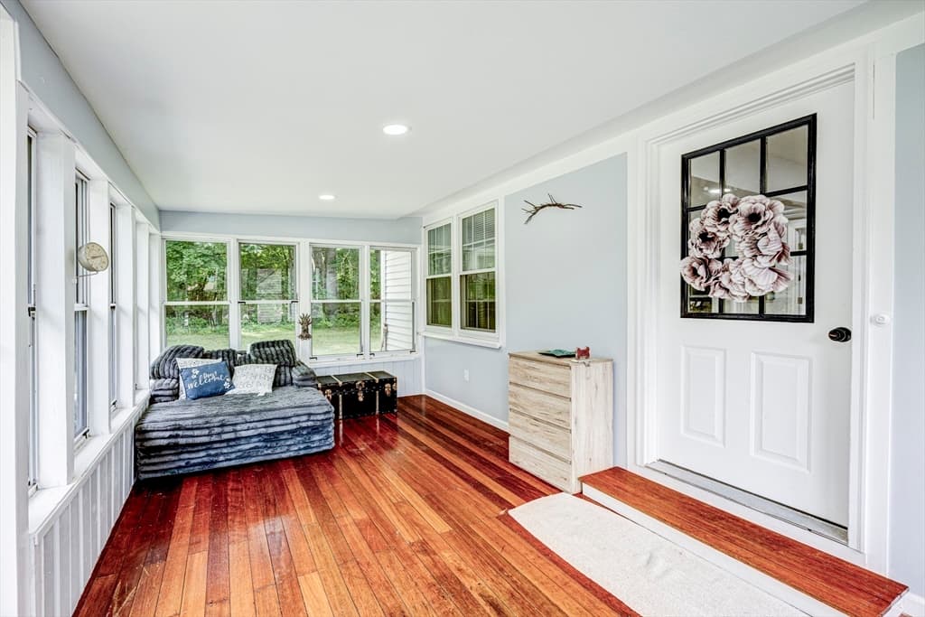 42 Pleasant View Avenue, Lunenburg MA 01462 photo 4