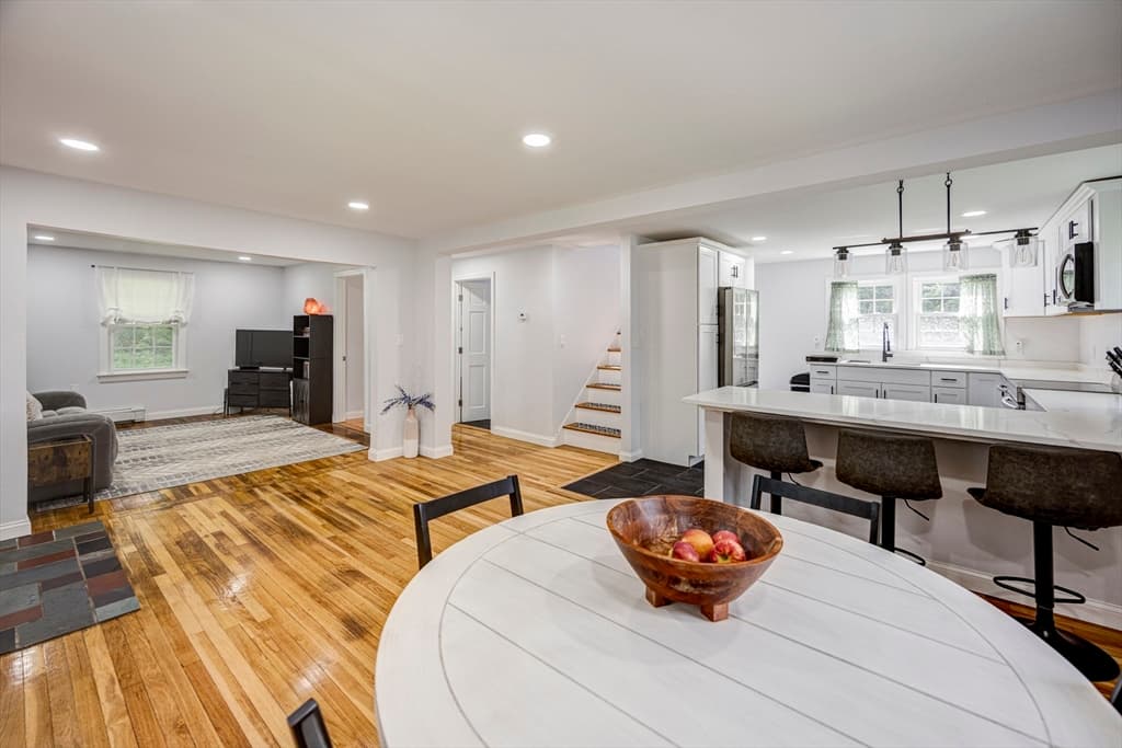 42 Pleasant View Avenue, Lunenburg MA 01462 photo 8