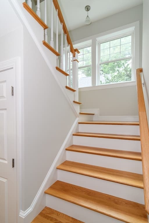 5 Oakdale Avenue, Wellesley MA 02482 photo 12