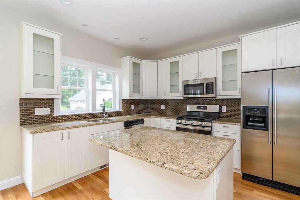 5 Oakdale Avenue, Wellesley MA 02482 photo 8