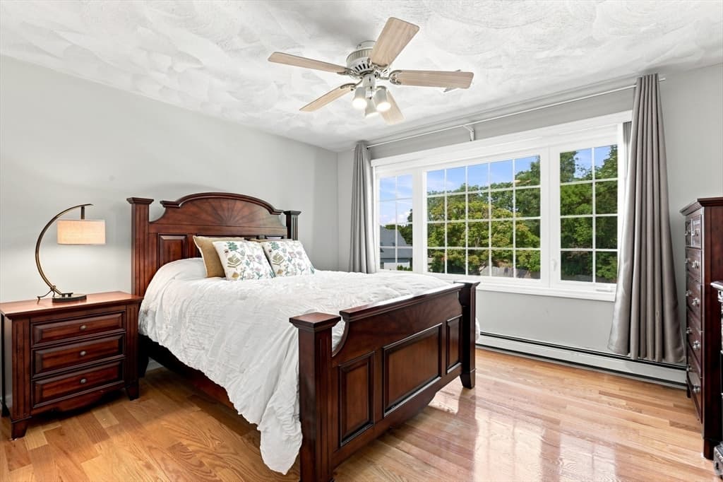 9 Sullivan Cir, Stoneham MA 02180 photo 22