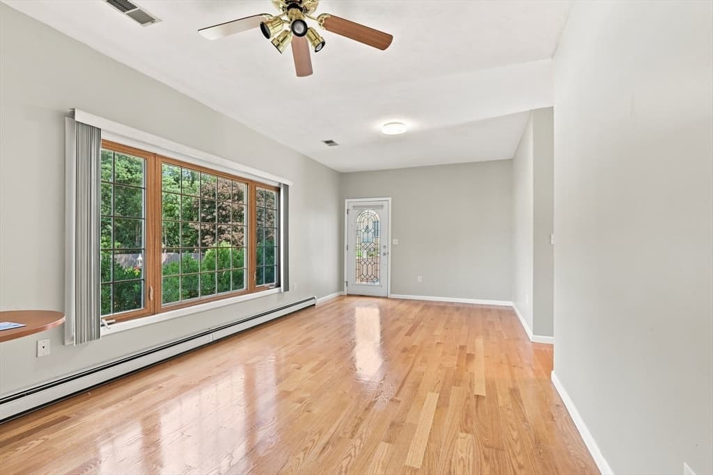 9 Sullivan Cir, Stoneham MA 02180 photo 29