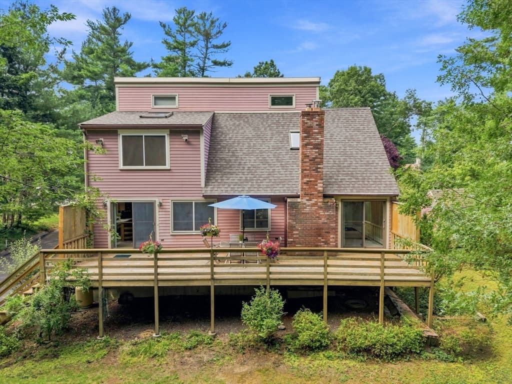 53 Trout Farm Ln, Duxbury MA 02332 photo 2