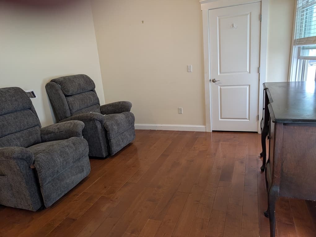 21 Bailey St # 1, Everett MA 02149 photo 13
